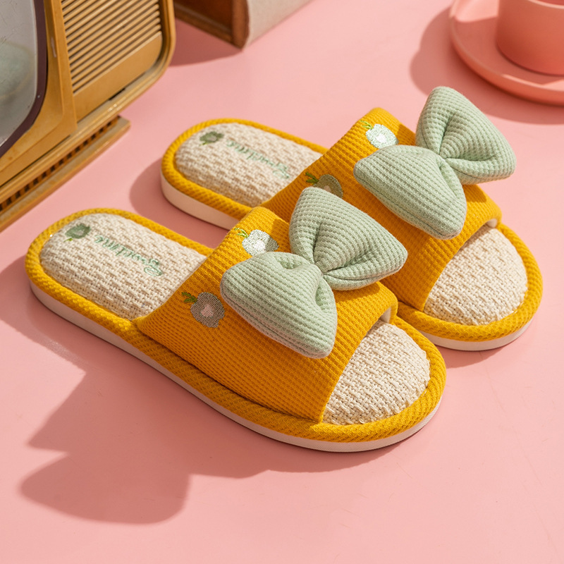 Comfort Linen Slippers for Cou - огляд і ціна Linen Roller Blind